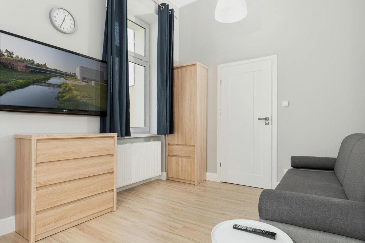 Apartments Poznan Mtp By Noclegi Renters Ngoại thất bức ảnh