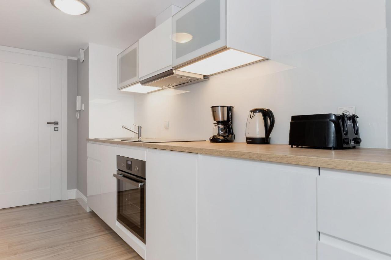 Apartments Poznan Mtp By Noclegi Renters Ngoại thất bức ảnh